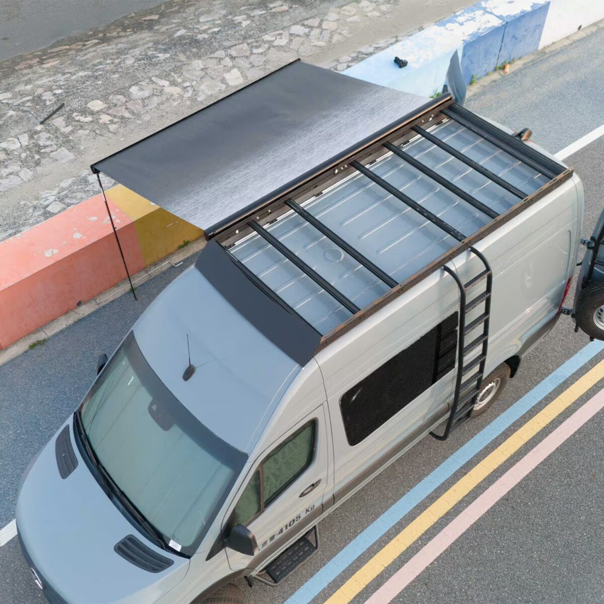 Sprinter roof rack awing.avif