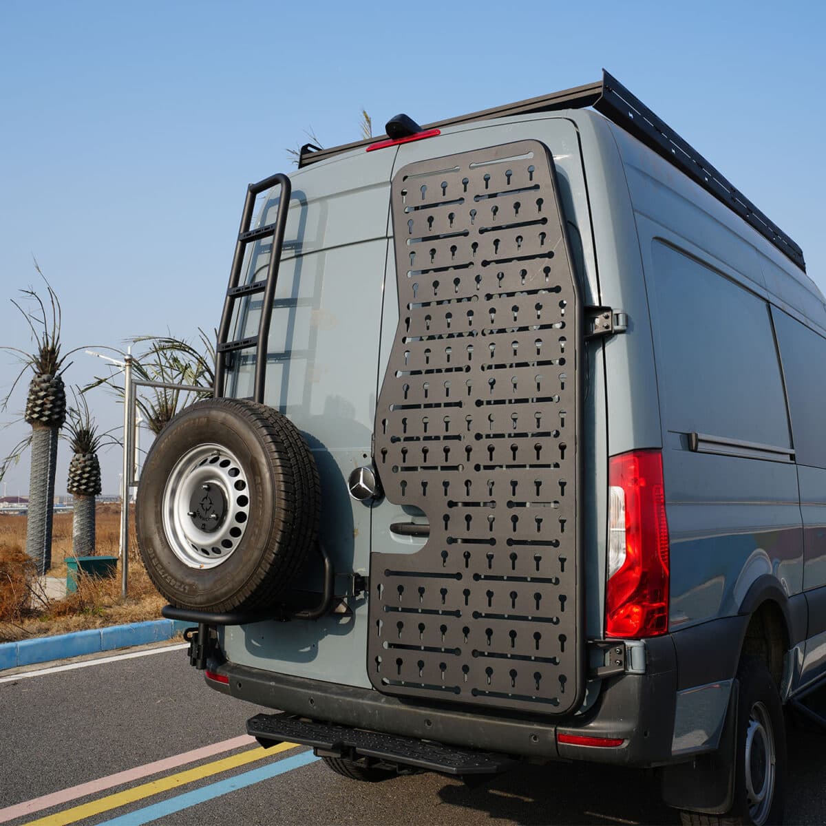 Vanncamp Sprinter Rear Door Platform Shaped Version With Tire Carrier